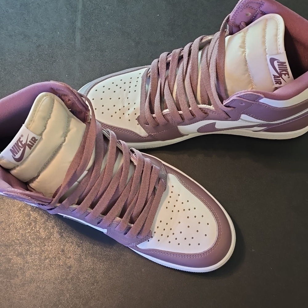 Nike Air Jordan 1 Retro High Og Mauve-White (No Offers) - Picture 7 of 8